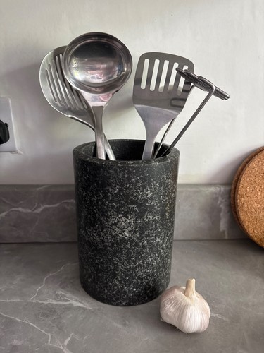 Black grey solid granite - black/grey,