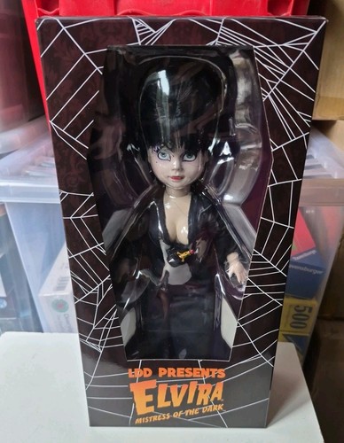 Living dead doll presents - living,