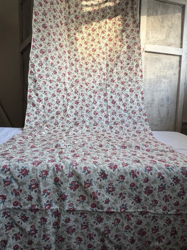 Vintage pink floral fabric - floral,