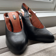 Next Size 4/5 Shoe  Black  High Heel 