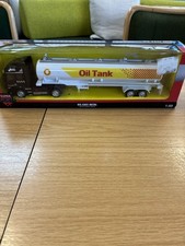 Super trucks die - super, cast