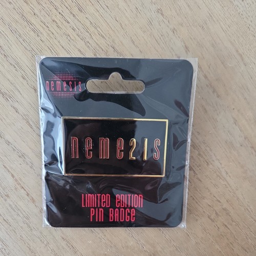 Alton towers nemesis pin badge - alton,