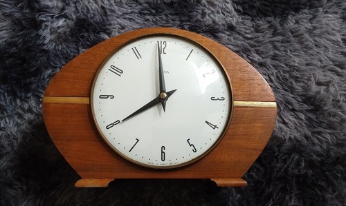 Vintage metamec smiths - , mantle