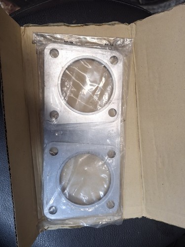 Suzuki gt250 genuine head - x7,
