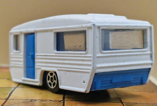 Corgi juniors caravan 64 - corgi,