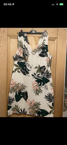 Peacocks white floral shift - floral,