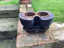 TRIUMPH BONNEVILLE T140 TR7