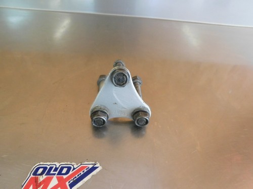Engine legs yamaha 550 - engine,