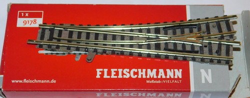Fleischmann 9178 left hand - fleischmann,