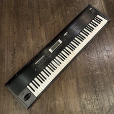 KORG TR88 88-Key Piano