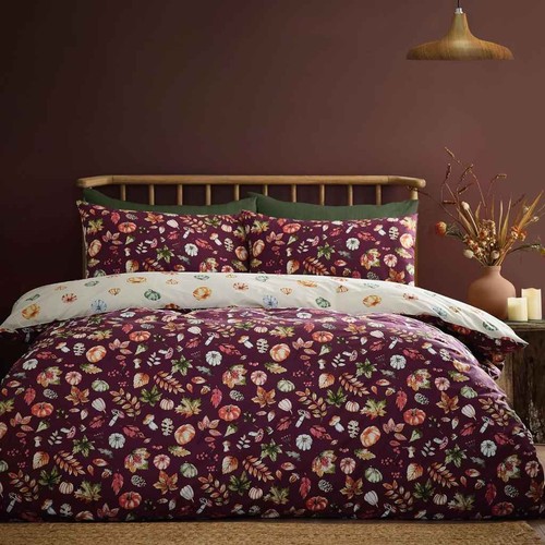 Autumn pumpkins plum bedding - pumpkins,