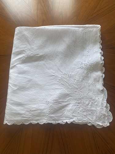 Tablecloth small white - tablecloth,