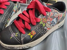 Red with Ed Hardy skate