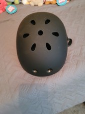 Boys skater helmet in black by Skate Hut - used