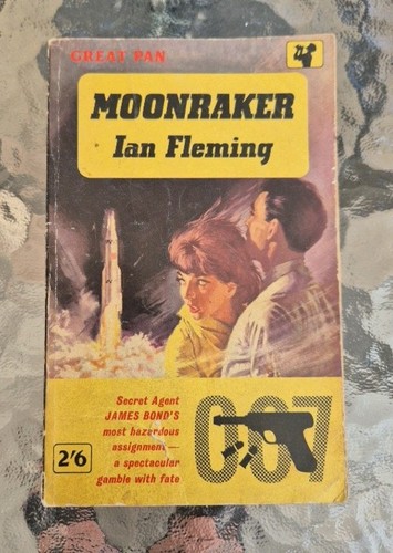 James bond ian fleming - james,