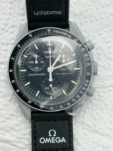 Omega swatch mission moon - x, to
