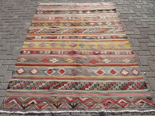 Wool handmade 5x8 kilim rugs - wool,