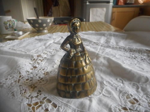 Large heavy crinoline lady - heavy,,