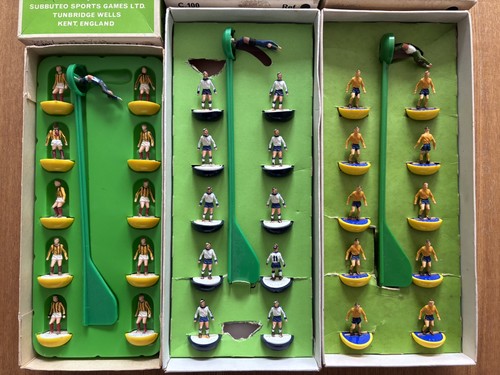 Subbuteo teams refs - x,