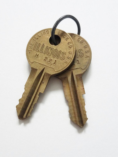 Illinois keys h221 vtg vending - keys,