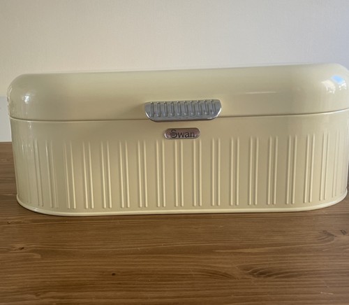 Cream vintage 1950s retro - vintage,