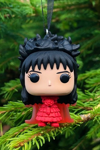 Beetlejuice adorable lydia - beetlejuice,