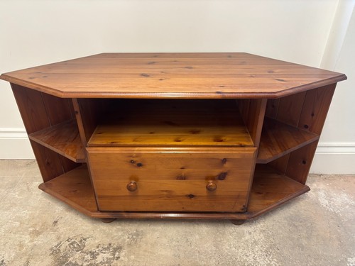 Solid pine corner - pine, unit