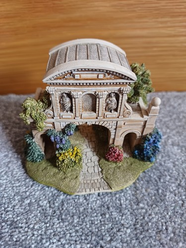 Lilliput lane temple bar - lilliput, folly