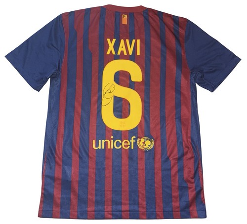 Xavi signed 2011 barcelona - xavi, 2011/12