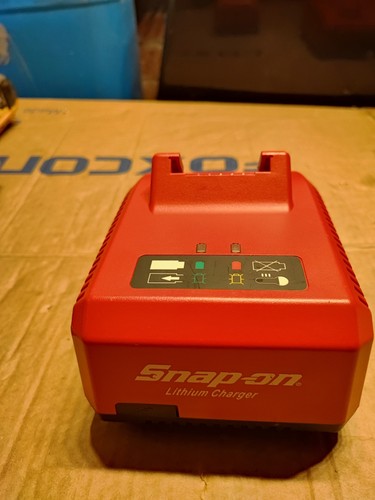 Ctc720 lithium battery charger - ctc720,