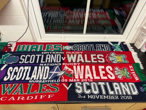 Welsh rugby union scarves - welsh,