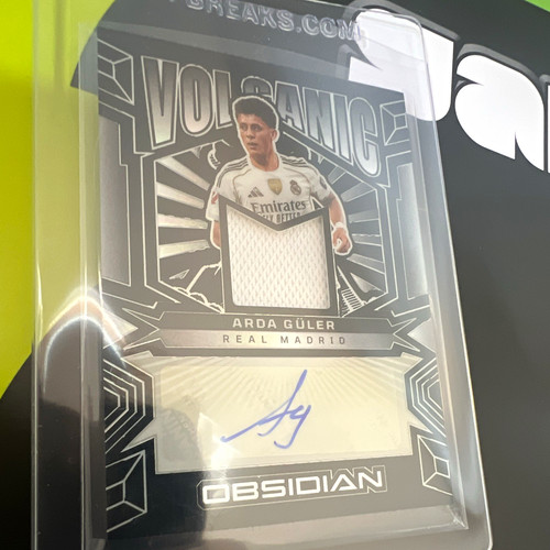 Panini obsidian soccer 2025 - panini,