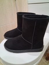 Comfi Snugz Faux Fur Waterproof Ankle Boots Size 8 Black