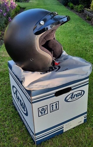Arai freeway motorcycle - 2,