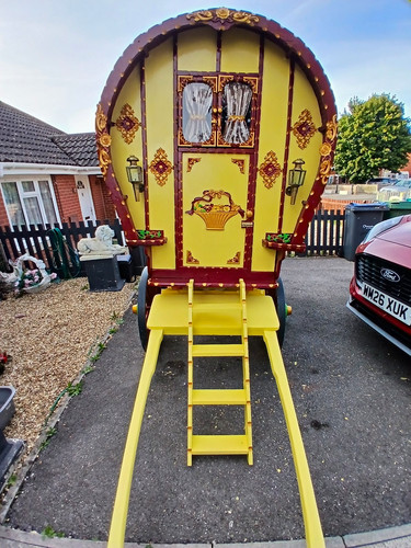 Traditional horse drawn - traditional, gypsy