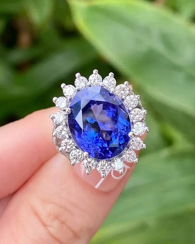 Oval natural tanzanite - 4.00, ct