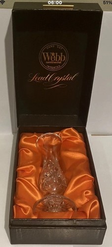 Stunning hand cut webb - hand,