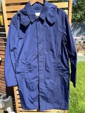 Mackintosh (Scotland) Blue Raincoat with detachable Hood, size 42, perfect cond