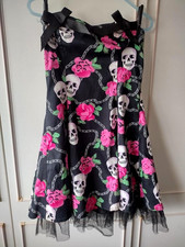 Black with Roses & Skulls