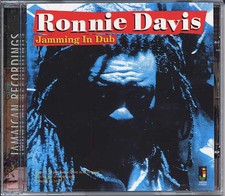 RONNIE DAVIS JAMMING IN DUB