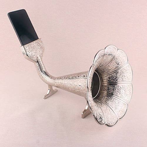 Acoustic gramophone mobile - gramophone,