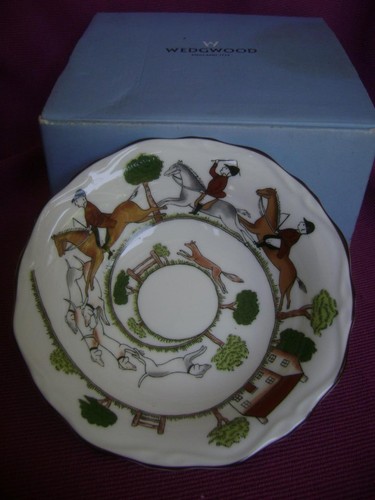 Wedgwood hunting scenes - scenes, bone