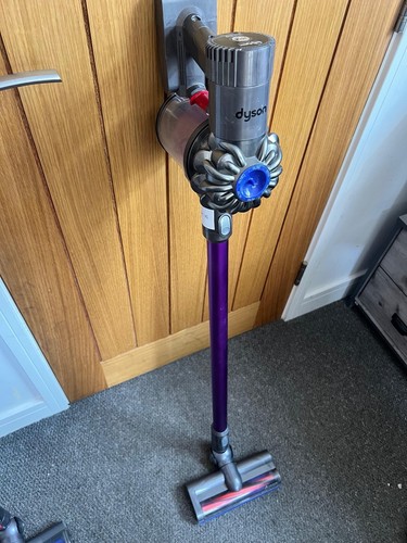 Dyson cordless vacuum - v6,