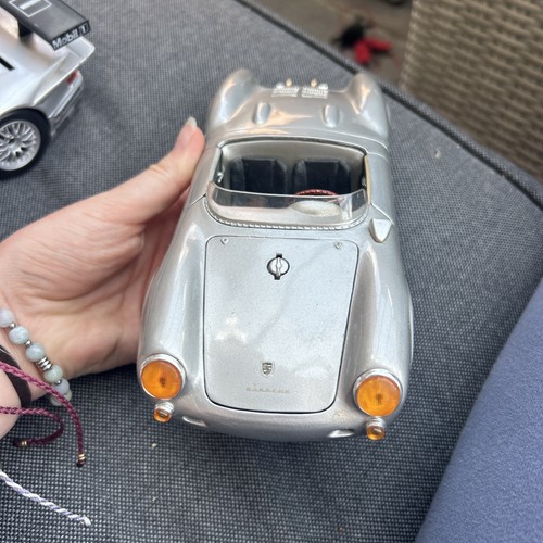 Scale classic porsche - 1/18, 550