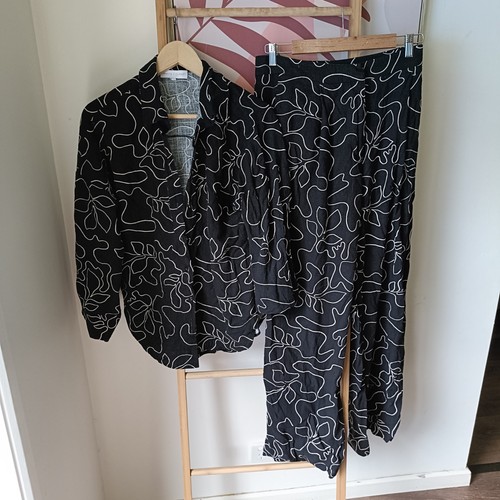 White closet two piece ord - , co-ord