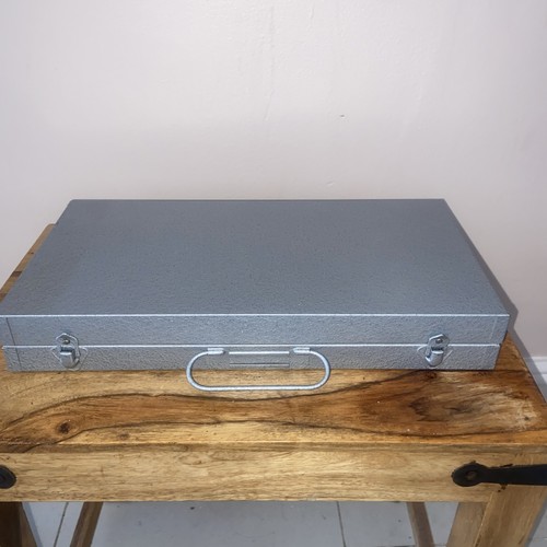Vintage metal lockable slide - lockable,