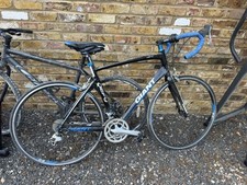 Giant Defy Men's Large Road Bike