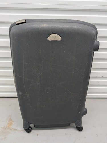Samsonite medium hardshell - samsonite,