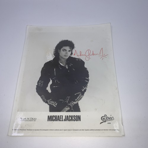 Michael jackson autographed - jackson,