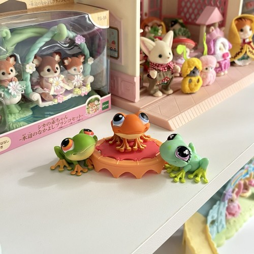 Littlest pet shop frog figure - pet,